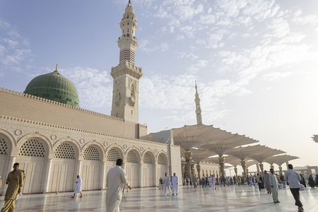 Jeddah - Transfer to Medina by Train – Medina City Tour - Transfer Back to Jeddah by Train - Jeddah Overnight